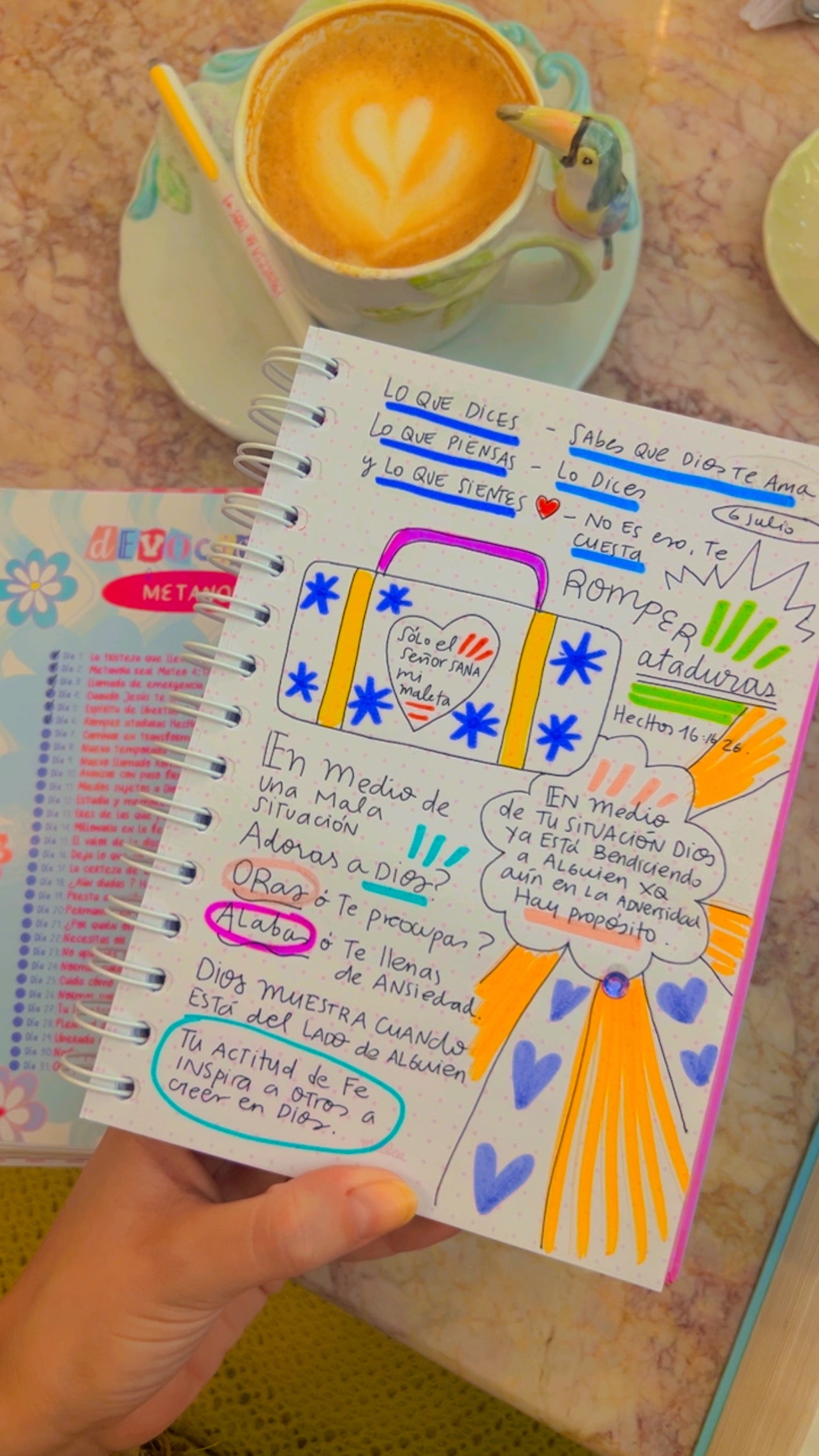 CUADERNO PUNTOS JOURNAL CREATIVO