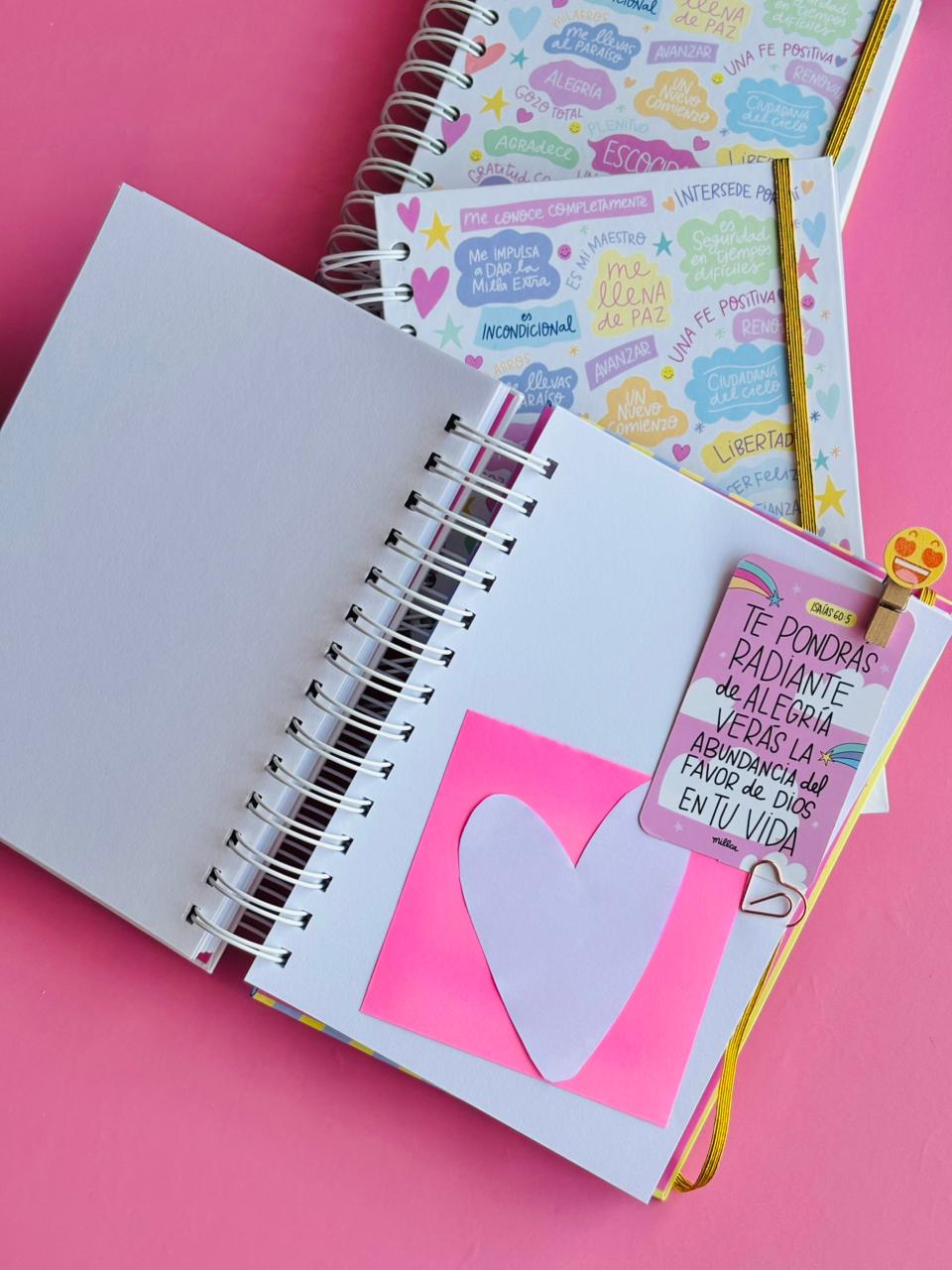 CUADERNO ESCOGIDA HOJAS BLANCAS